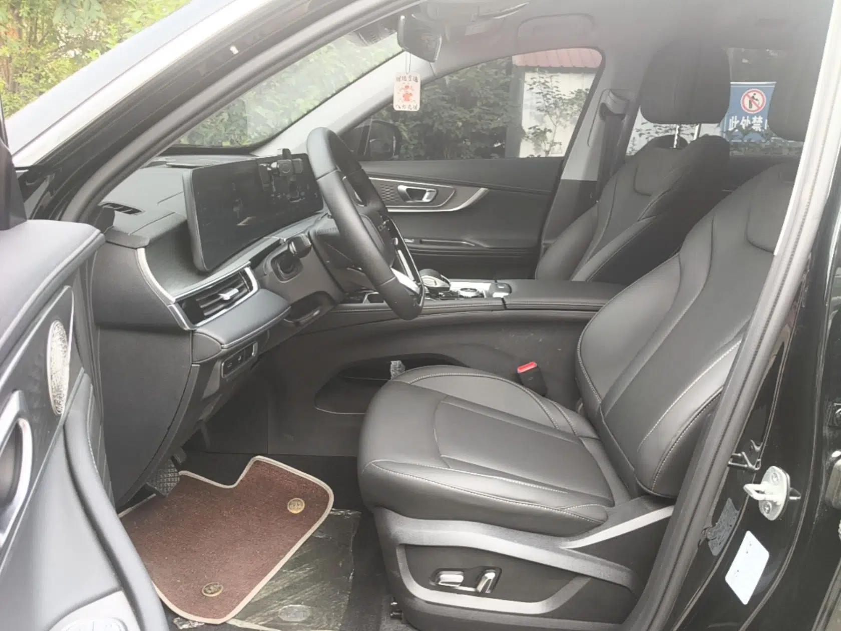 Chery Tiggo 8 PRO 2025 290T Two-Wheel-Drive Luxury Edition — миниатюра 17