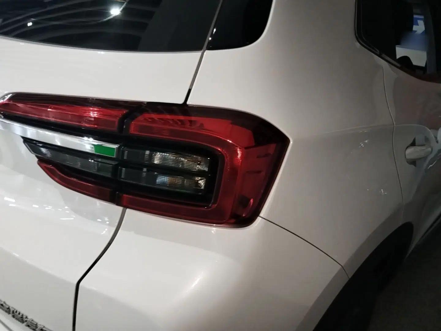 Chery Tiggo 5x 2025 1.5L CVT Excellence Edition — миниатюра 9