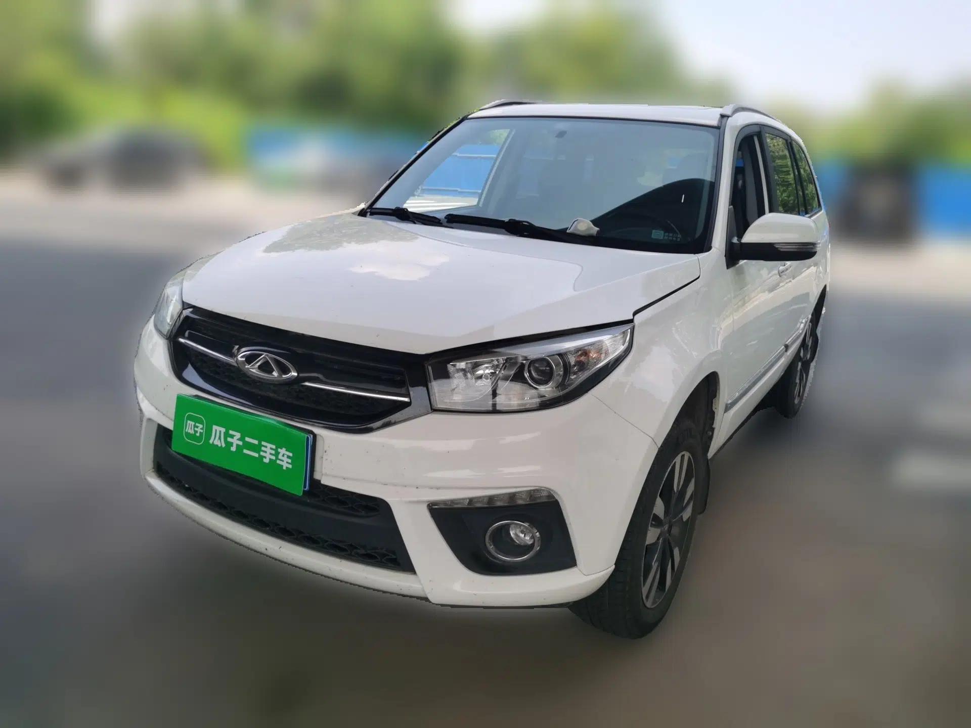 Chery Tiggo 3 2016 1.6L Manual ZhiShang Edition — миниатюра 1