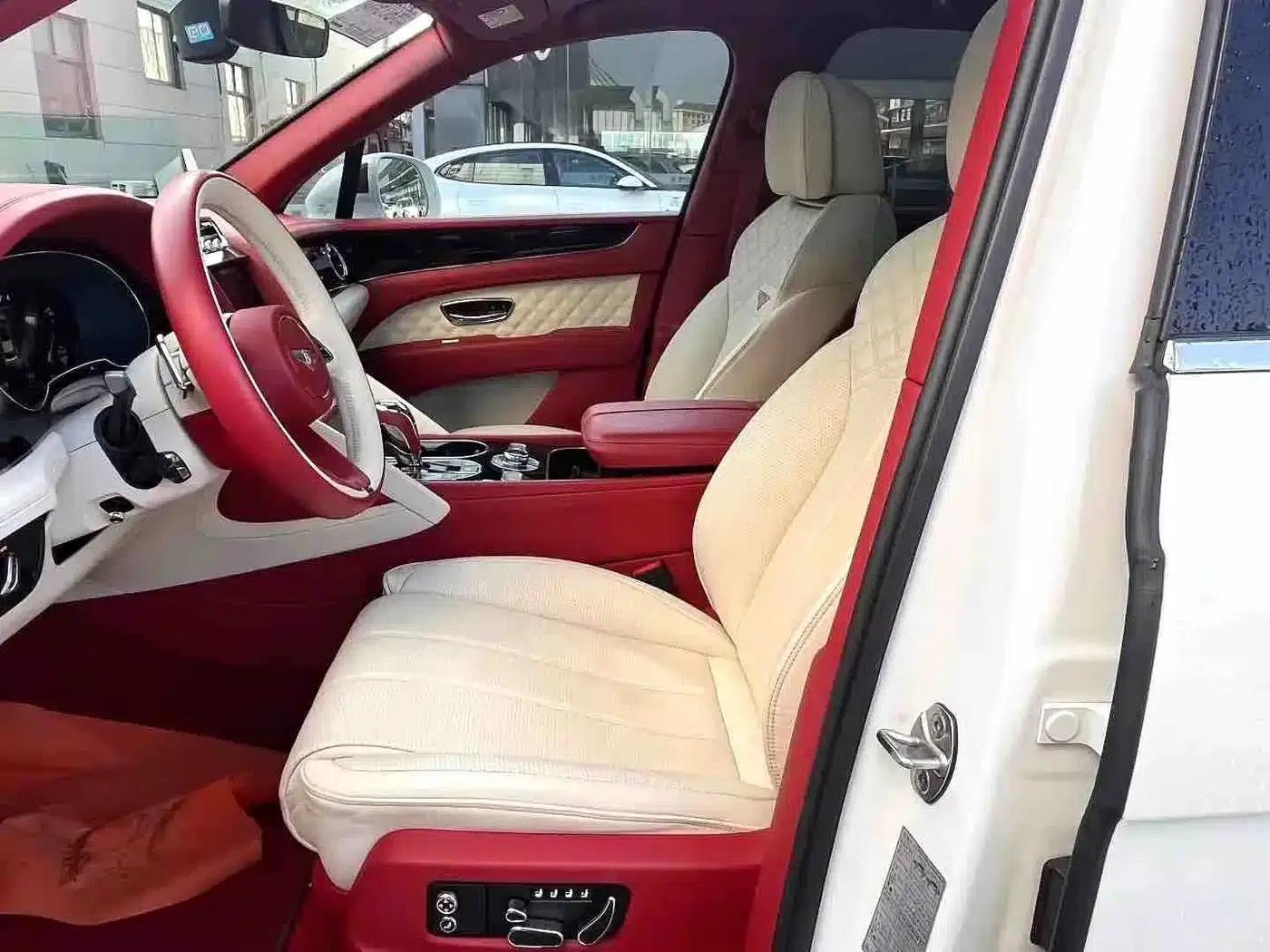 Bentayga 2022 4.0T V8 — миниатюра 5