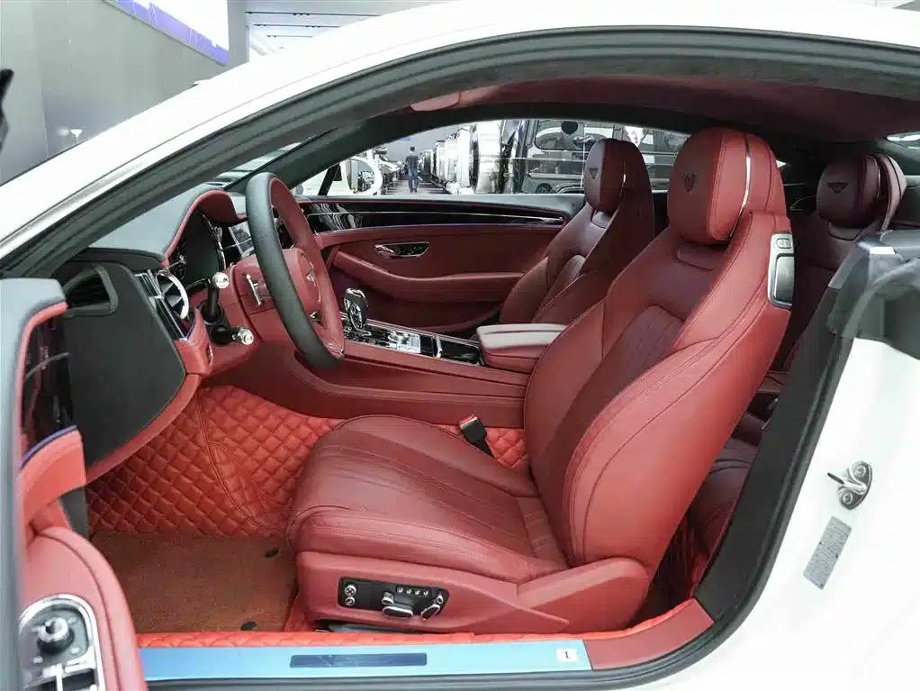 2020 Continental 4.0T GT V8 — миниатюра 13
