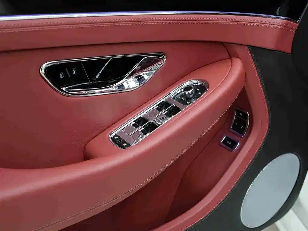 2020 Continental 4.0T GT V8 — миниатюра 18