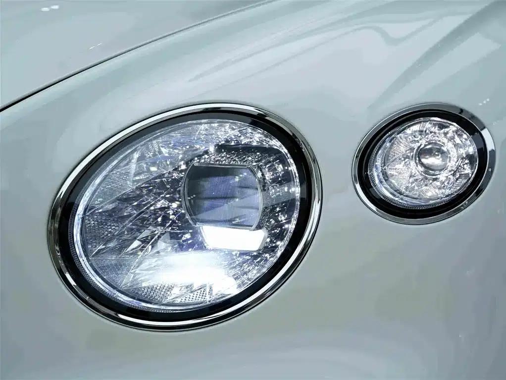 2020 Continental 4.0T GT V8 — миниатюра 20