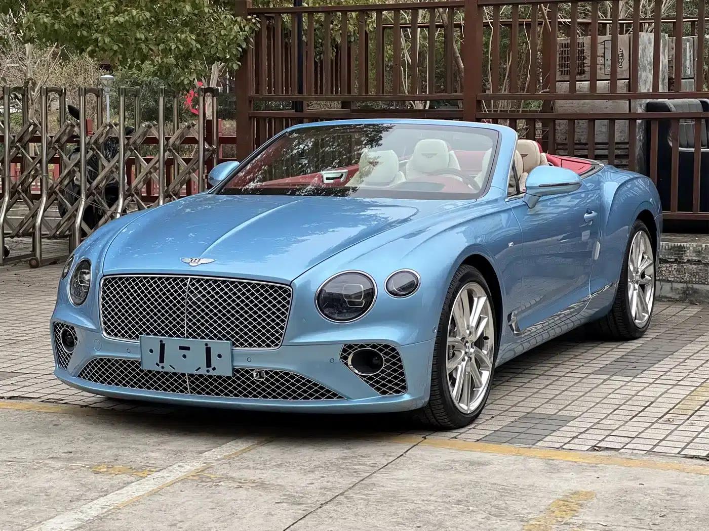 2020 Continental 4.0T GT V8 Convertible — миниатюра 1
