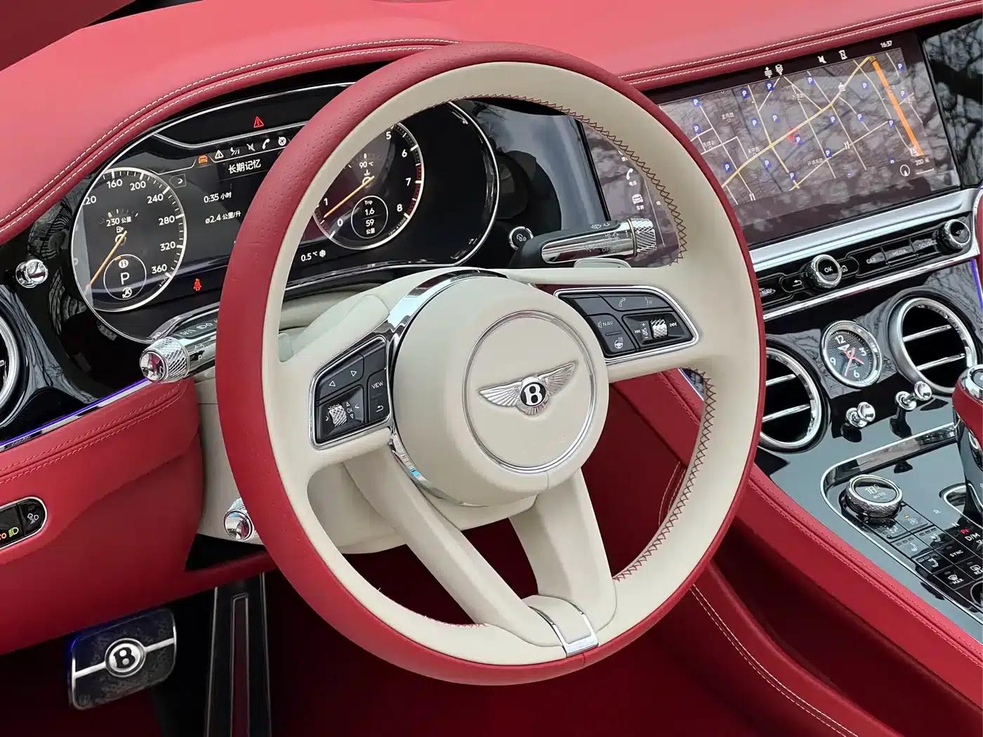 2020 Continental 4.0T GT V8 Convertible — миниатюра 12