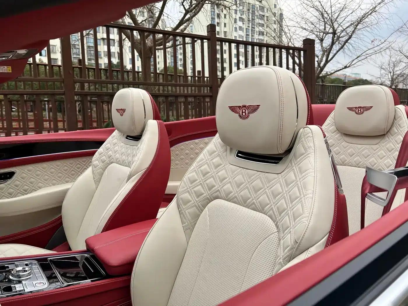 2020 Continental 4.0T GT V8 Convertible — миниатюра 19