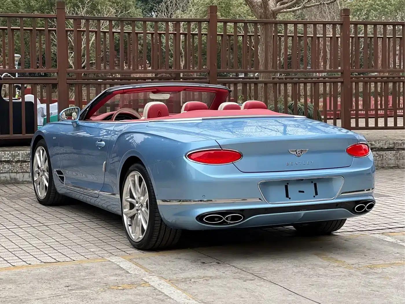2020 Continental 4.0T GT V8 Convertible — миниатюра 6