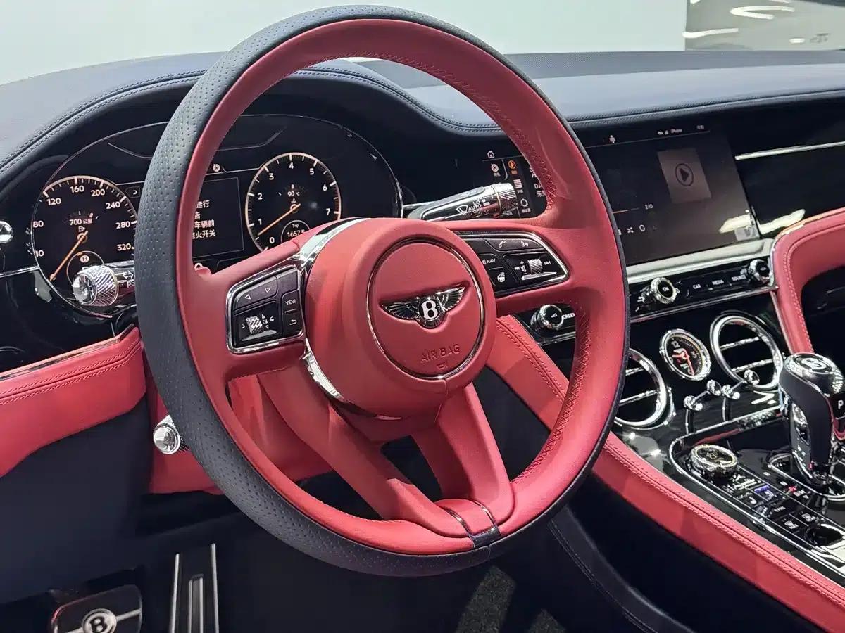 2022 Continental 4.0T GT V8 — миниатюра 13