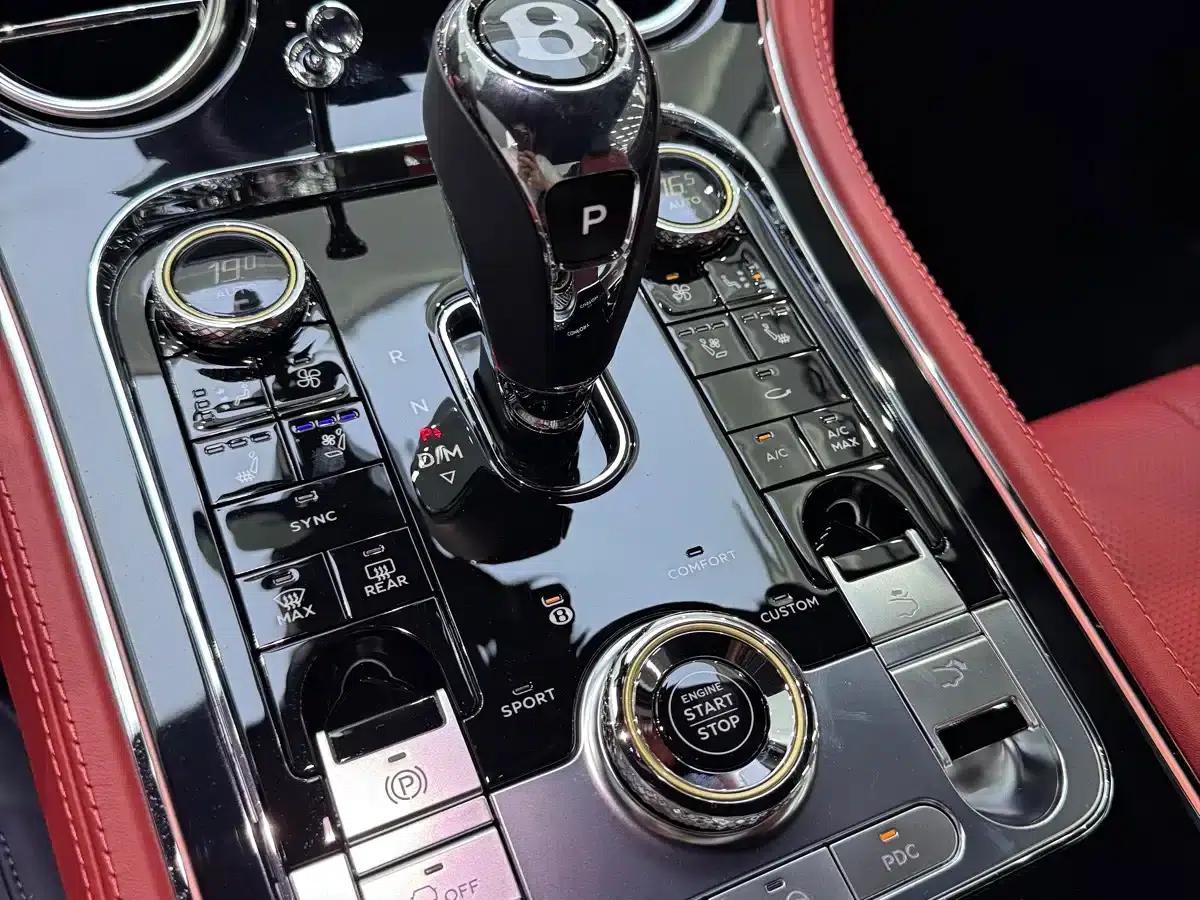 2022 Continental 4.0T GT V8 — миниатюра 16