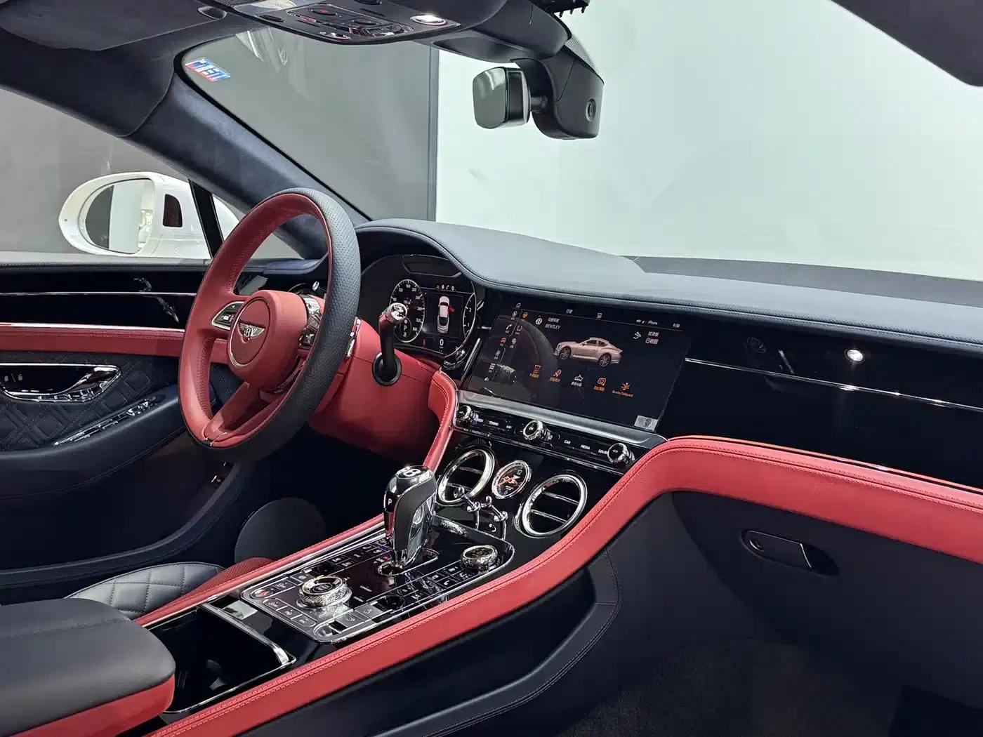 2022 Continental 4.0T GT V8 — миниатюра 18
