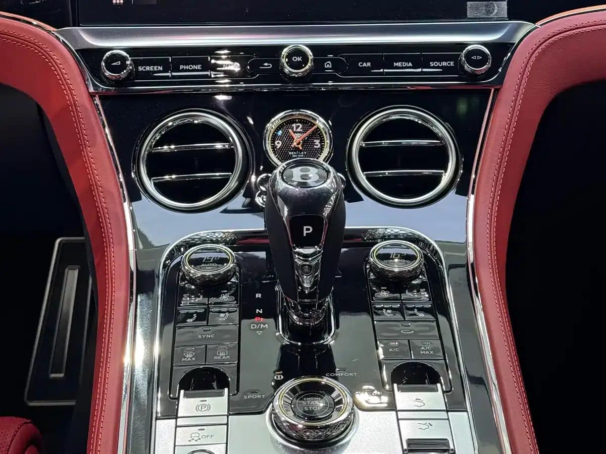 2022 Continental 4.0T GT V8 — миниатюра 19