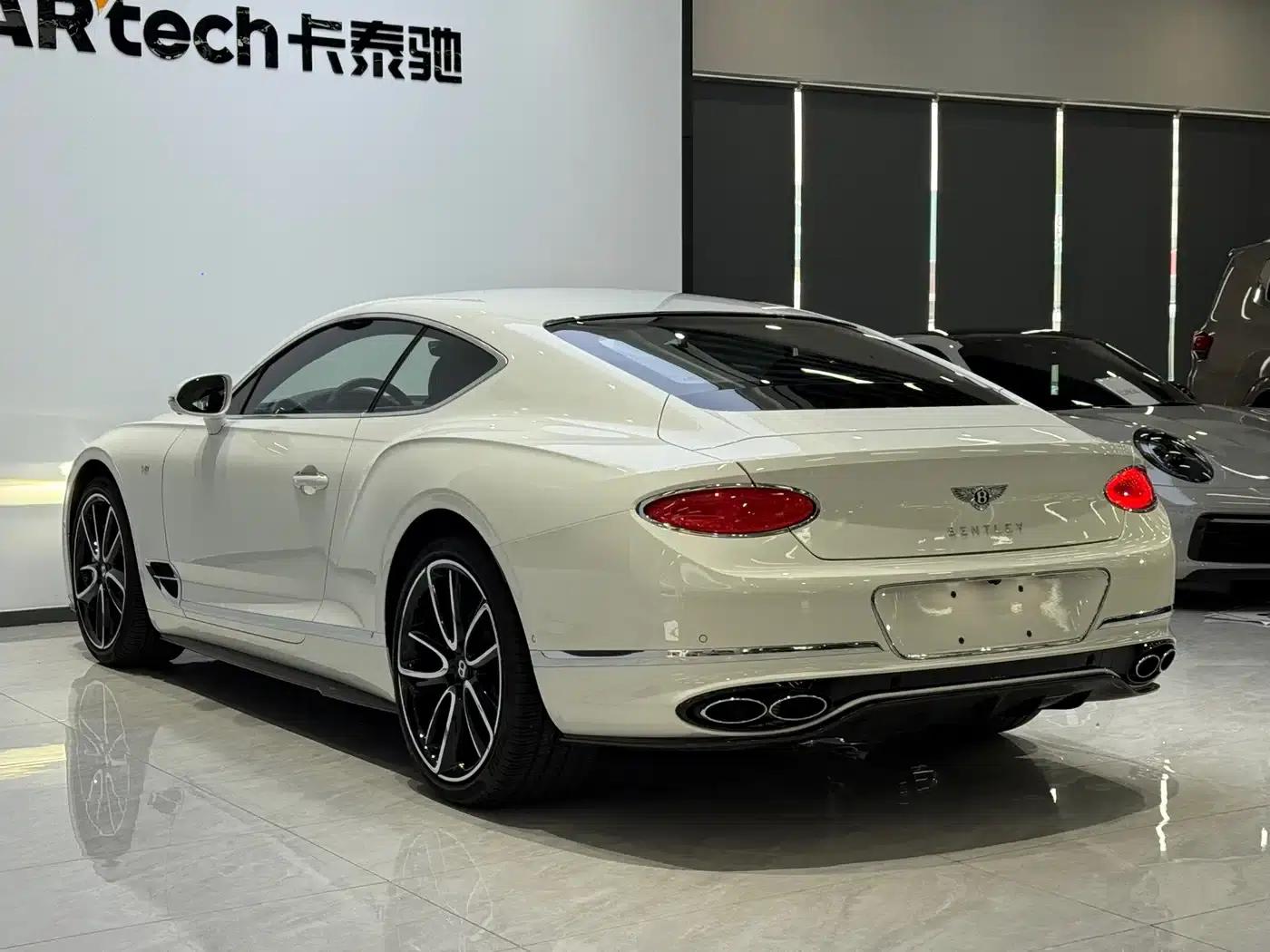 2022 Continental 4.0T GT V8 — миниатюра 6