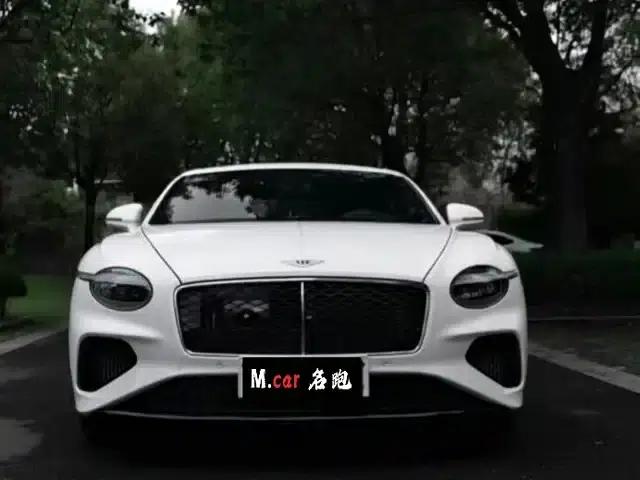 2026 Continental Plug-in Hybrid GT Base Model
