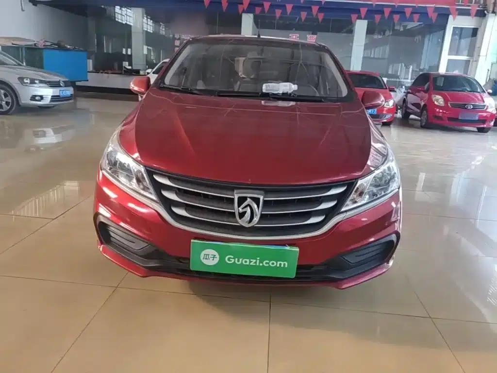 Baojun 310 2020 1.2L Manual Comfort Model — миниатюра 3