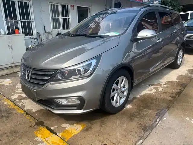 Baojun 310W 2017 1.5L Manual Fashion Edition (National V Emission Standard)