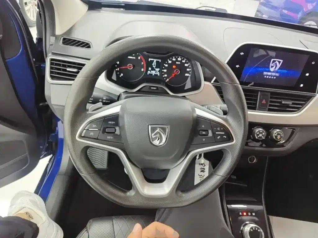 Baojun 310W 2018 1.5L Automatic Fashion Model (National V Emission Standard) — миниатюра 11