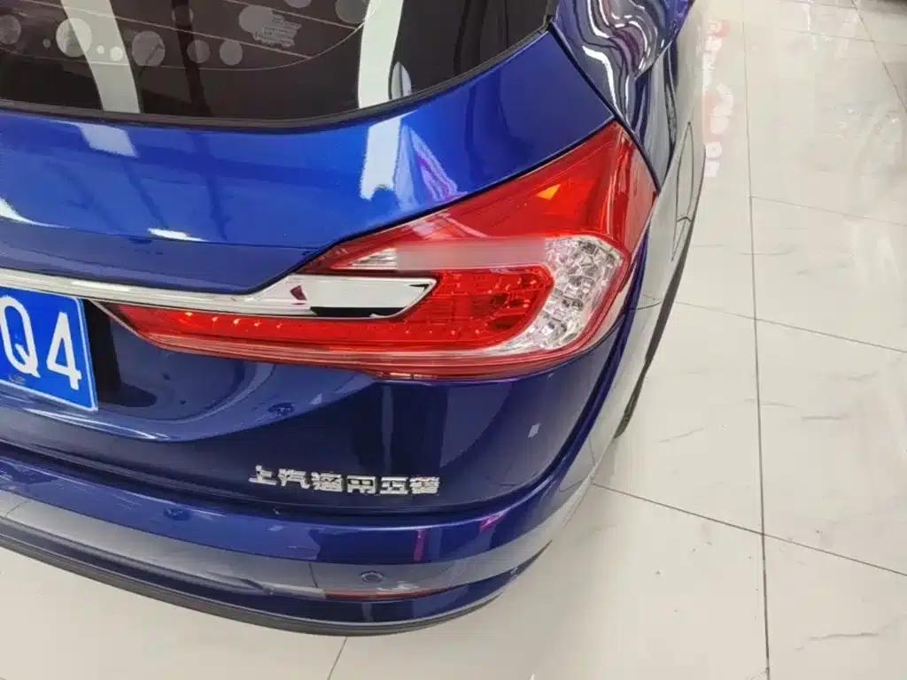 Baojun 310W 2018 1.5L Automatic Fashion Model (National V Emission Standard) — миниатюра 8