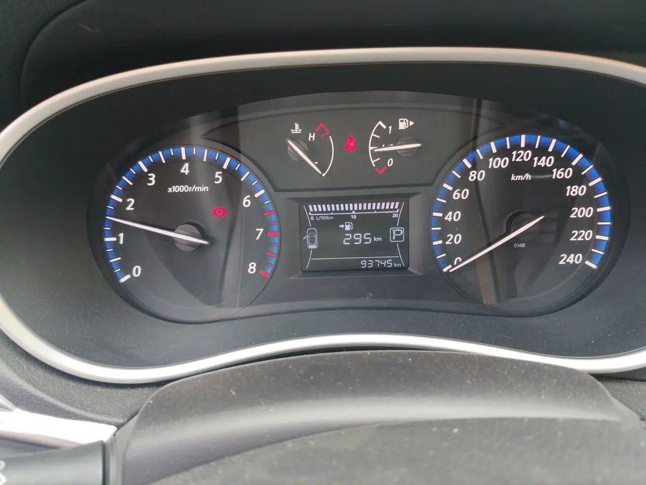 Venucia T90 2017 2.0L CVT Smart Edition — миниатюра 11