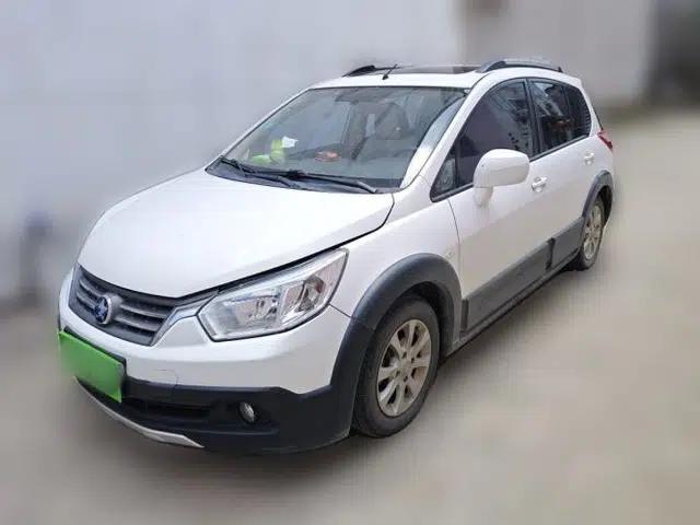 Venucia R50X 2013 1.6L Manual Model