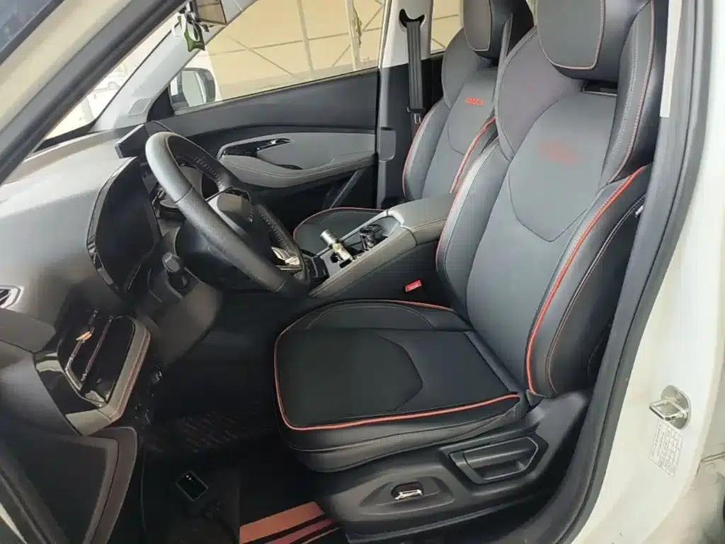 Baojun RS-3 2020 1.5L CVT 24-Hour Online Luxury Edition — миниатюра 15