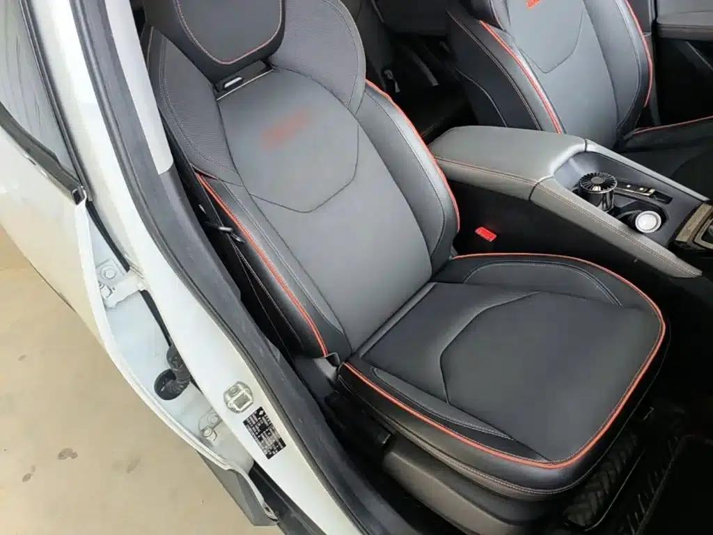 Baojun RS-3 2020 1.5L CVT 24-Hour Online Luxury Edition — миниатюра 25