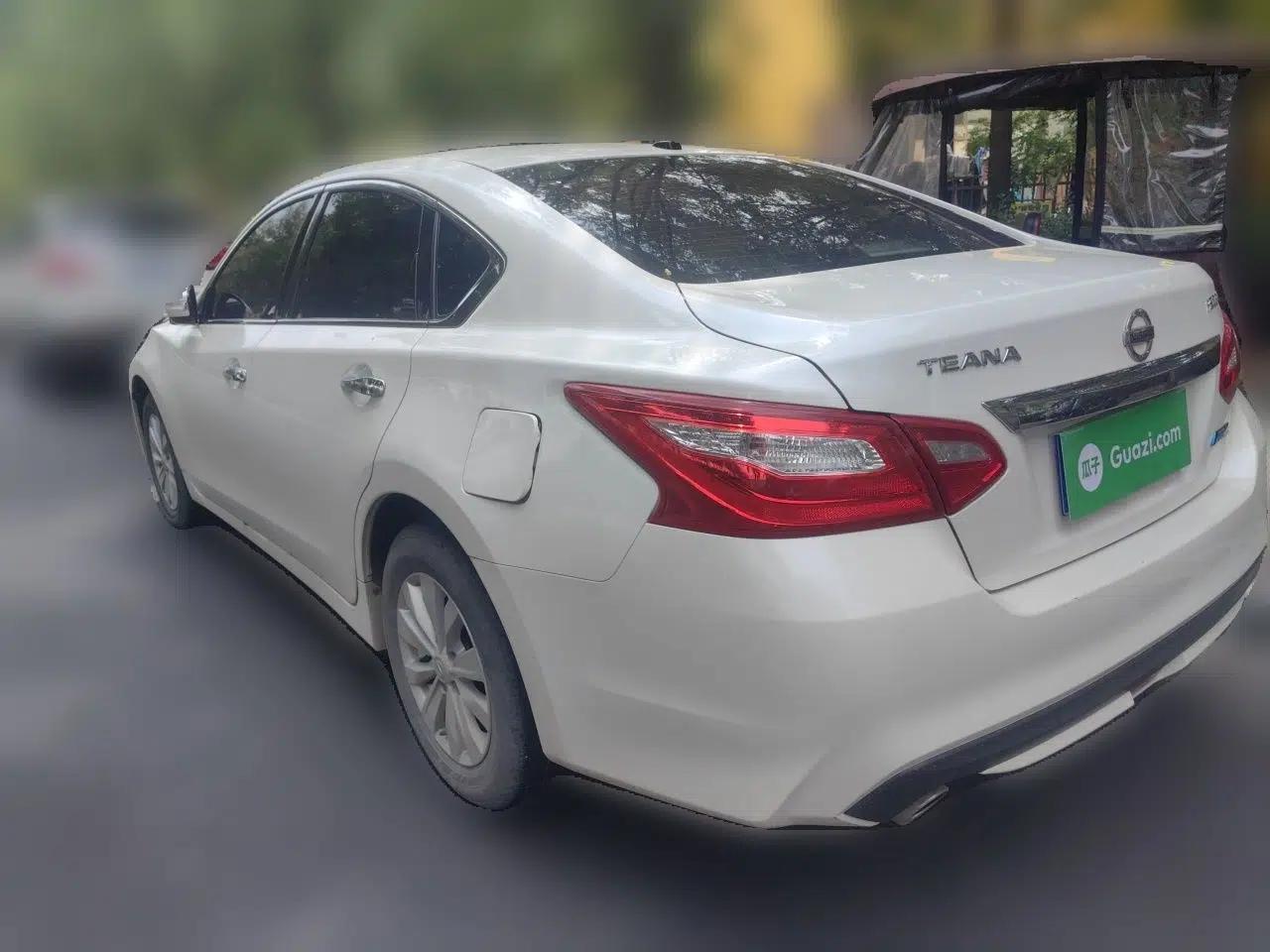 Nissan Teana 2016 Revised Version 2.0L XL Comfort Edition — миниатюра 4