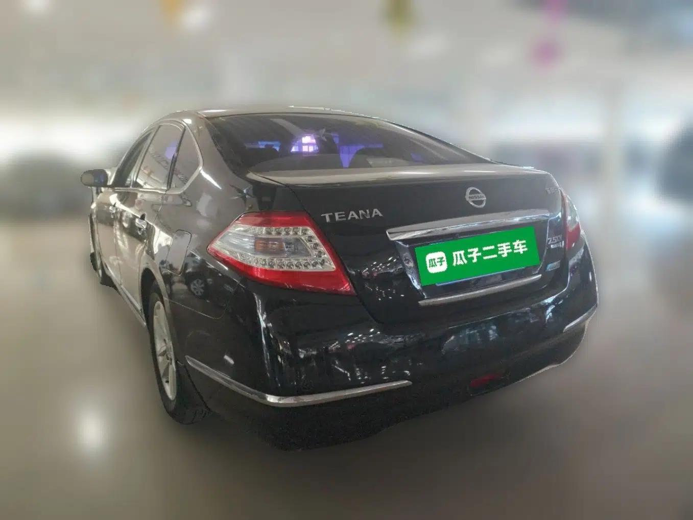 Nissan Teana 2011 2.0L XL Comfort Edition — миниатюра 4