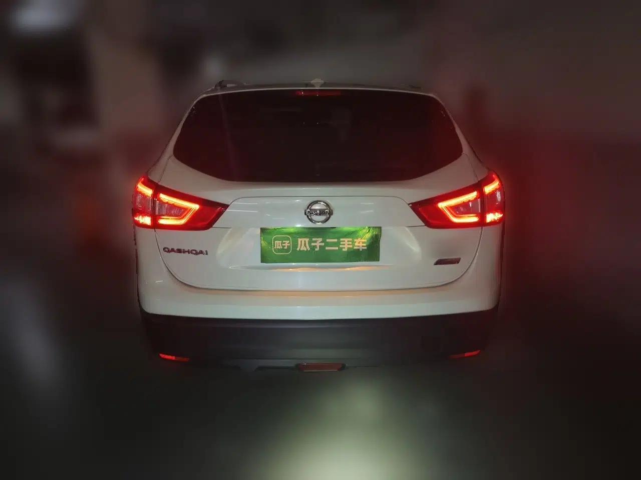 Nissan Qashqai 2017 2.0L CVT Luxury Edition China V Standard — миниатюра 5