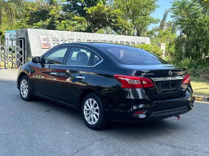 Nissan Sylphy 2016 1.6XL CVT Luxury Edition — миниатюра 4