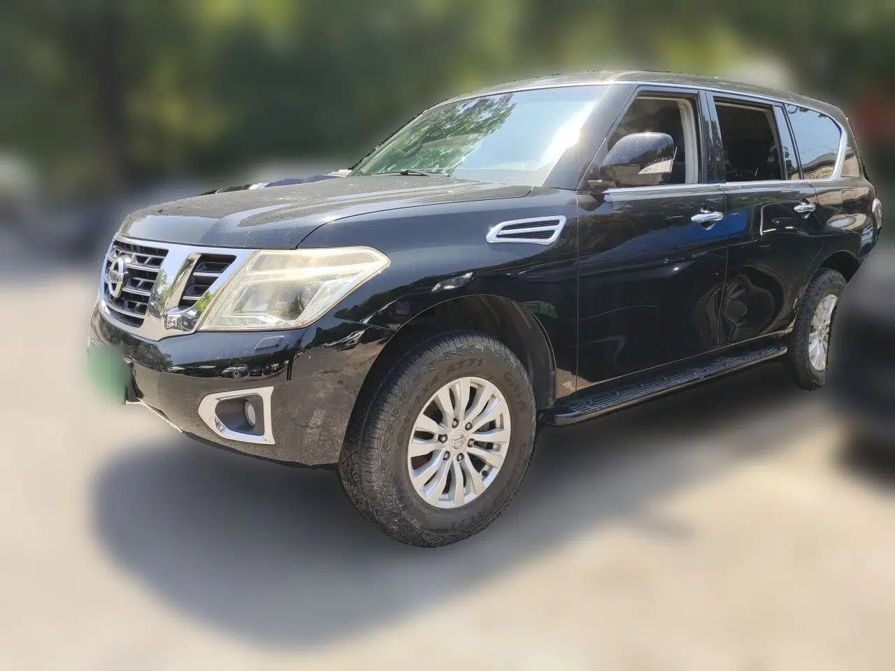 Nissan Patrol 2017 5.6L Standard Edition — миниатюра 1