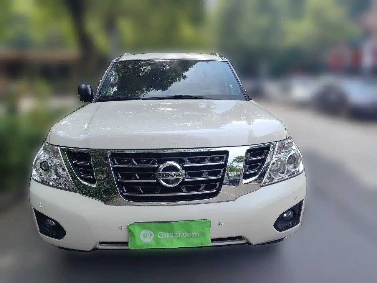 Nissan Patrol 2020 Nissan Patrol, parallel import, 4.0-liter automatic, 7‑seat gasoline model — миниатюра 2