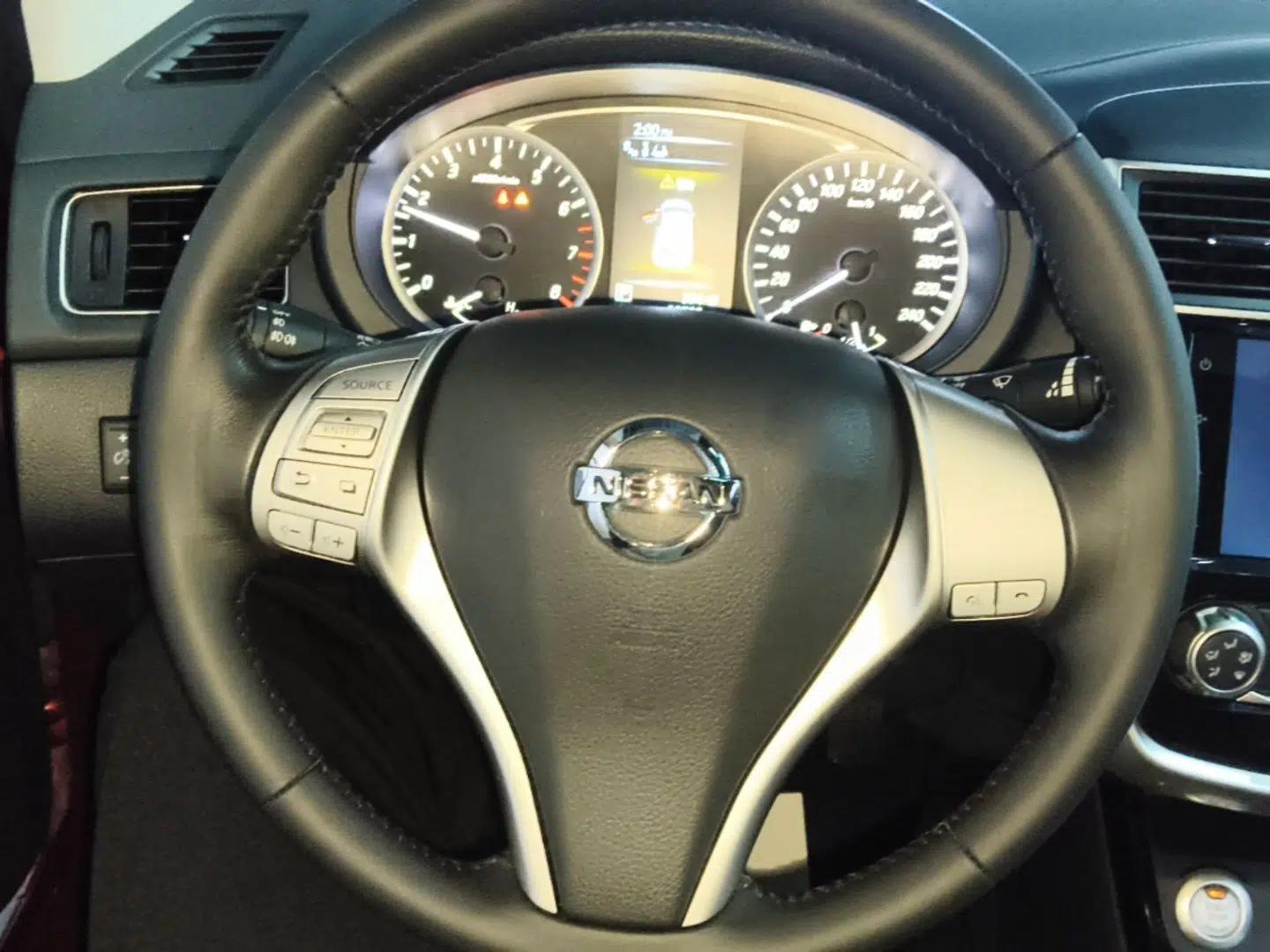 Nissan Tiida 2020 1.6L CVT Smart Drive Edition — миниатюра 18