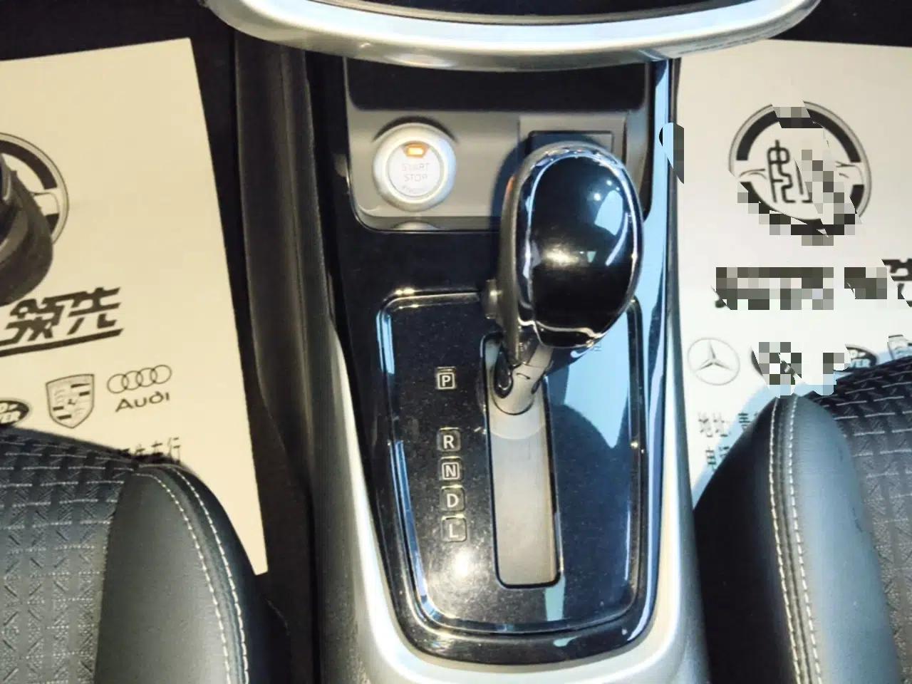 Nissan Tiida 2020 1.6L CVT Smart Drive Edition — миниатюра 21