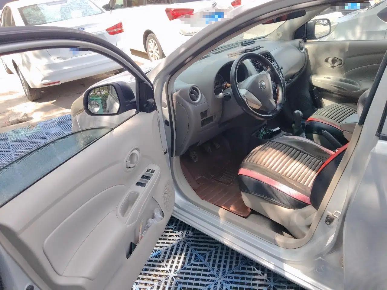 Nissan Sunny 2015 1.5XE Manual Comfort Edition — миниатюра 16