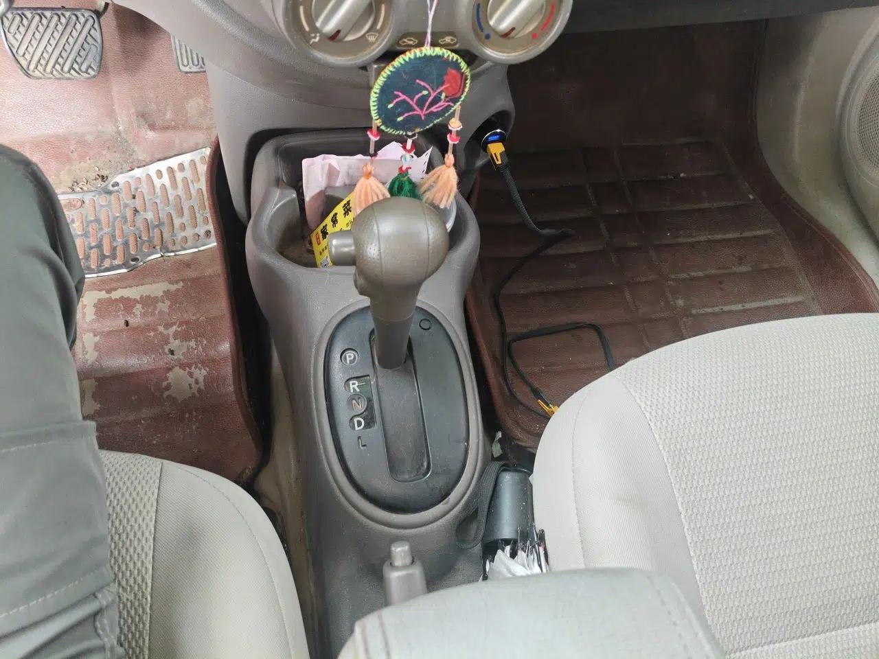 Nissan Sunny 2011 1.5XE CVT Comfort Edition — миниатюра 14