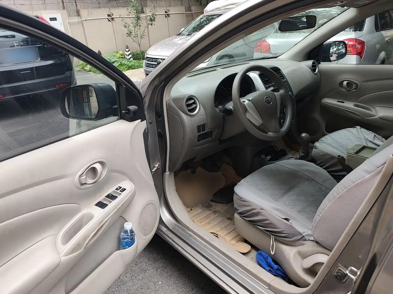 Nissan Sunny 2015 1.5XE Manual Comfort Edition — миниатюра 16