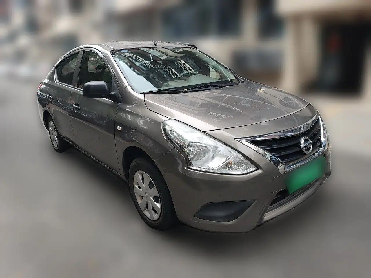 Nissan Sunny 2015 1.5XE Manual Comfort Edition — миниатюра 3