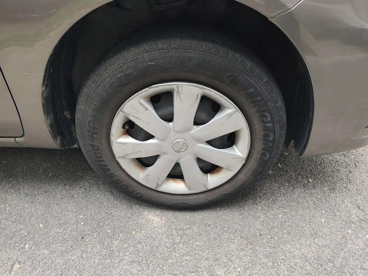 Nissan Sunny 2015 1.5XE Manual Comfort Edition — миниатюра 8
