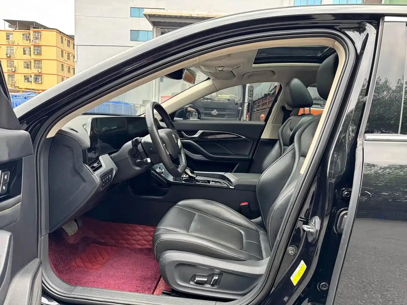 Bestune B70 2022 Model, Third Generation, 2.0T Automatic Premium Edition — миниатюра 4