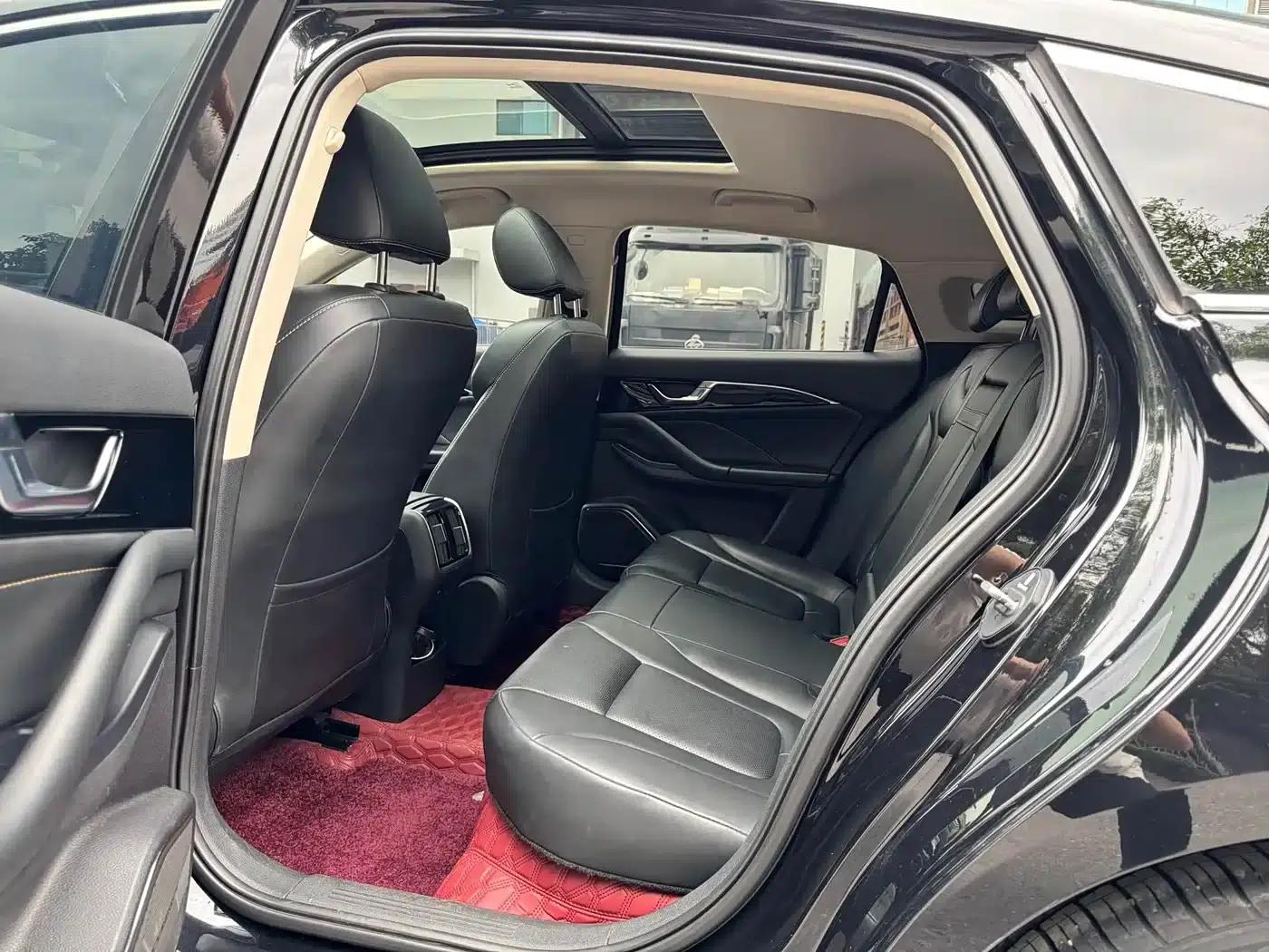 Bestune B70 2022 Model, Third Generation, 2.0T Automatic Premium Edition — миниатюра 6