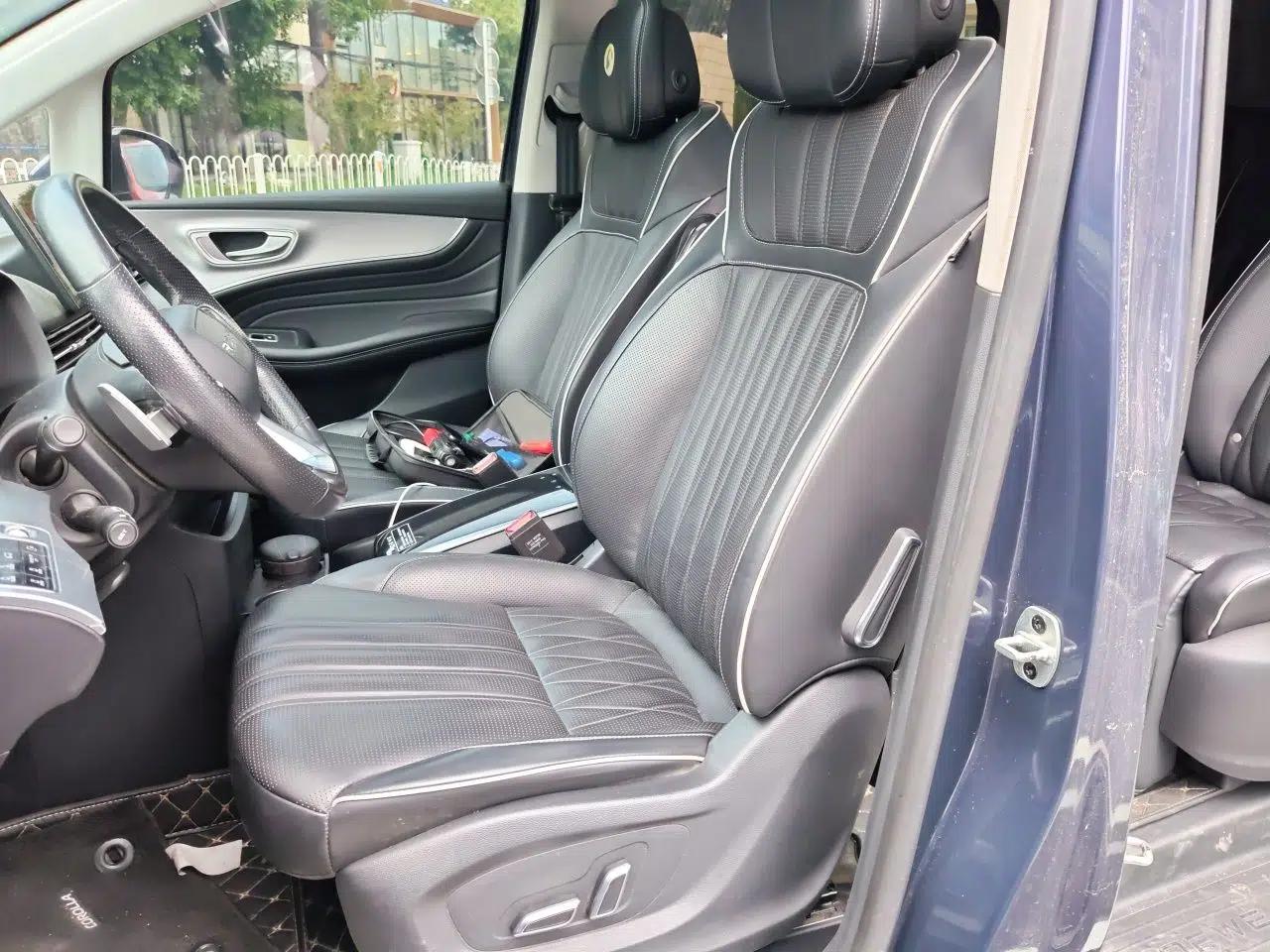 Roewe iMAX8 2022 400TGI Prestige Edition — миниатюра 15