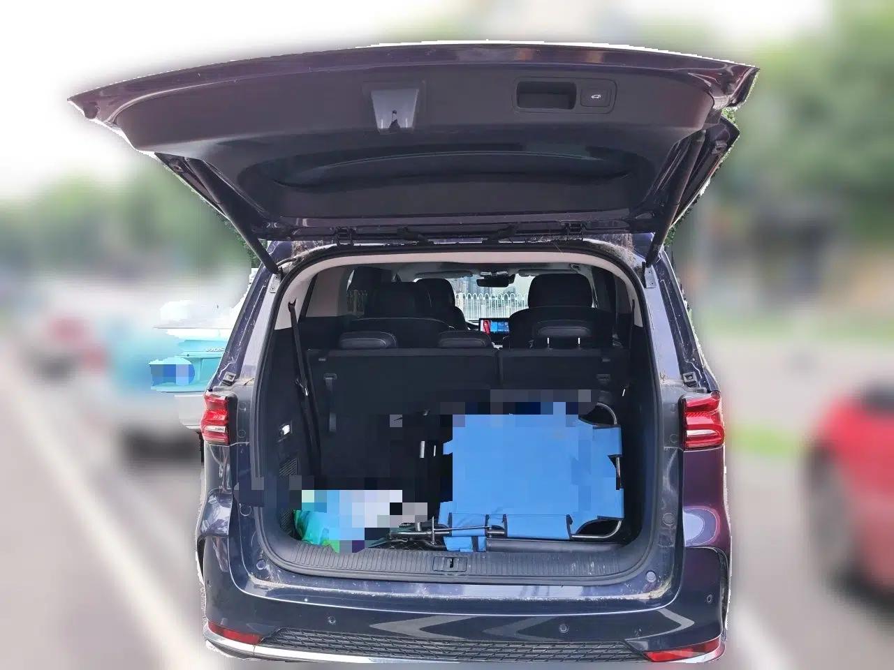 Roewe iMAX8 2022 400TGI Prestige Edition — миниатюра 19