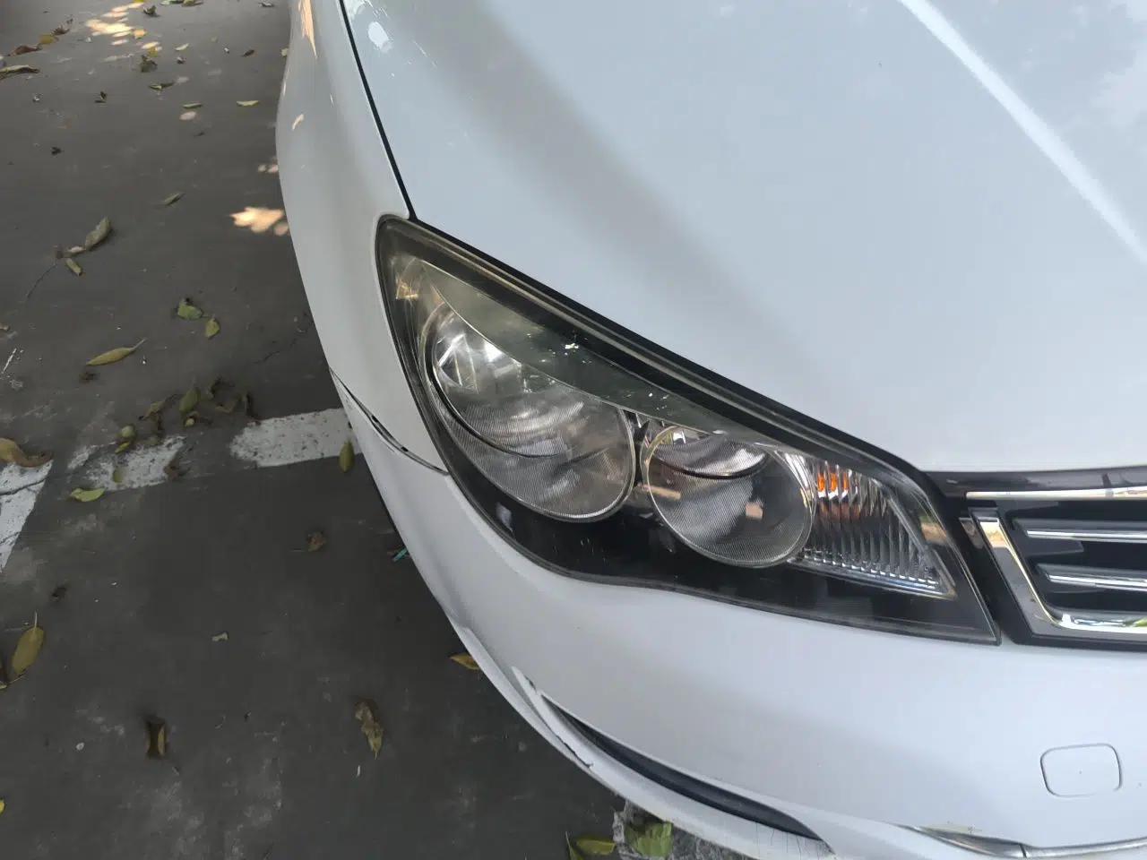Roewe 350 2015 1.5L Automatic Luxury Sunroof Edition — миниатюра 7