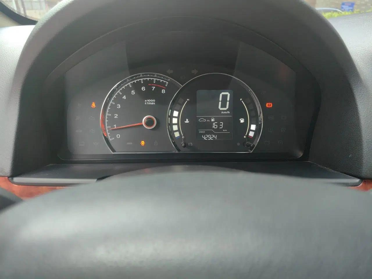 Roewe 350 2010 350C 1.5L Manual Xunzhi Edition — миниатюра 12