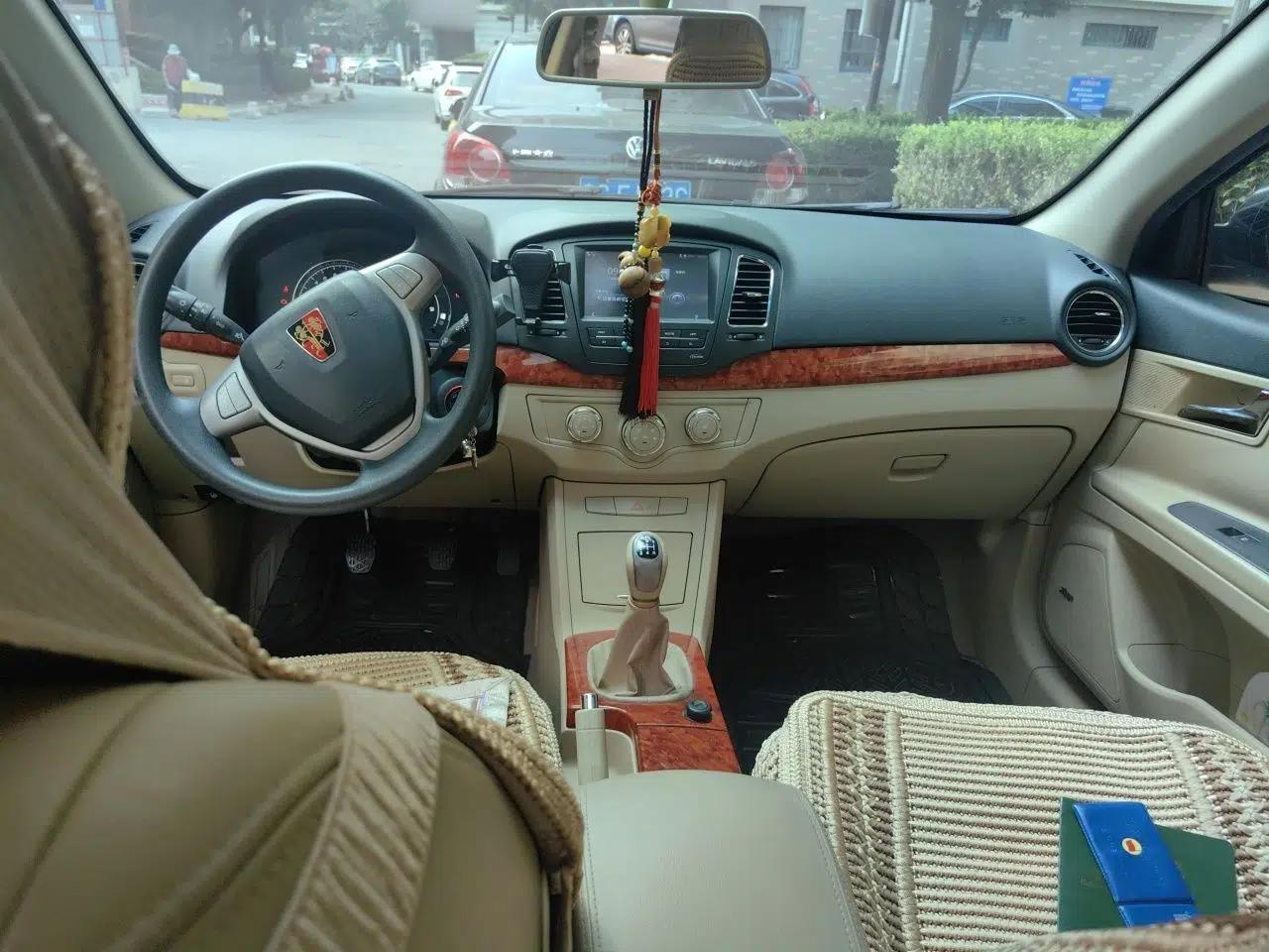 Roewe 350 2010 350C 1.5L Manual Xunzhi Edition — миниатюра 9
