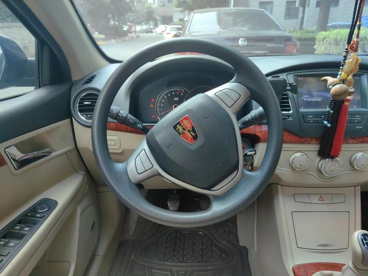 Roewe 350 2010 350C 1.5L Manual Xunzhi Edition — миниатюра 10