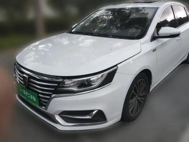 Roewe i6 2019 PLUS 1.6L CVT 4G Connected Flagship Deluxe Edition
