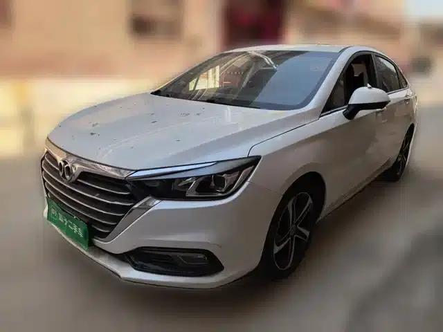 Senova D50 2018 1.5L CVT Premium Smart Edition