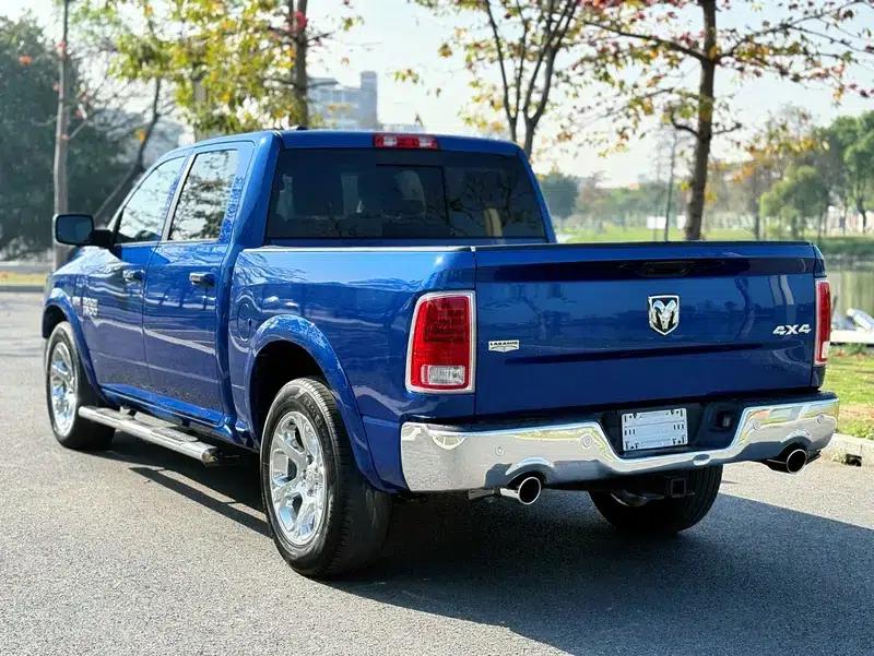RAM 1500 Rev 2016 5.7L Automatic 4WD 5-Seater Parallel Import — миниатюра 4