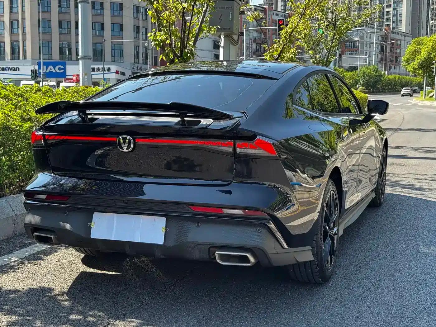 Changan UNI-V 2024 1.5T Premium Edition — миниатюра 22
